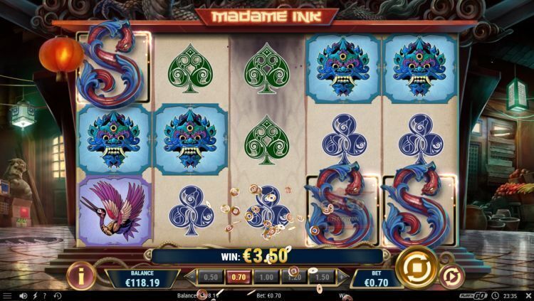 Madame Ink slot bonus trigger